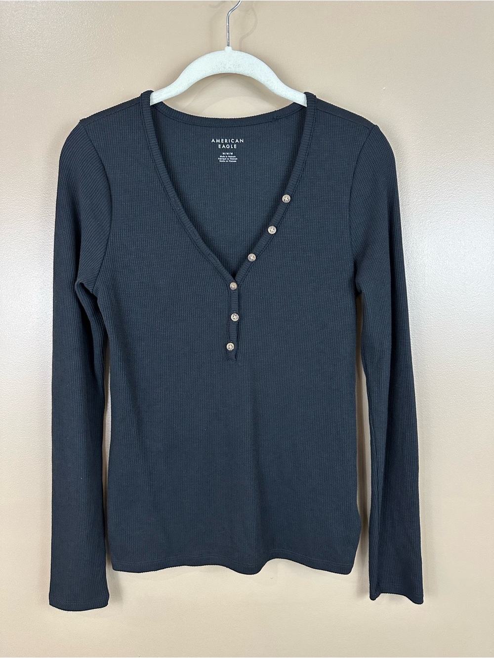 American Eagle Womens Black Ribbed Waffle Knit Long Sleeve Henley Top Medium